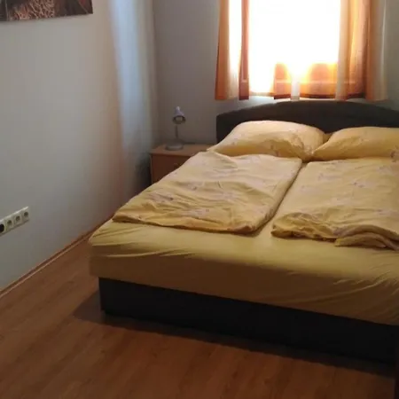 Jenny * 希欧福克